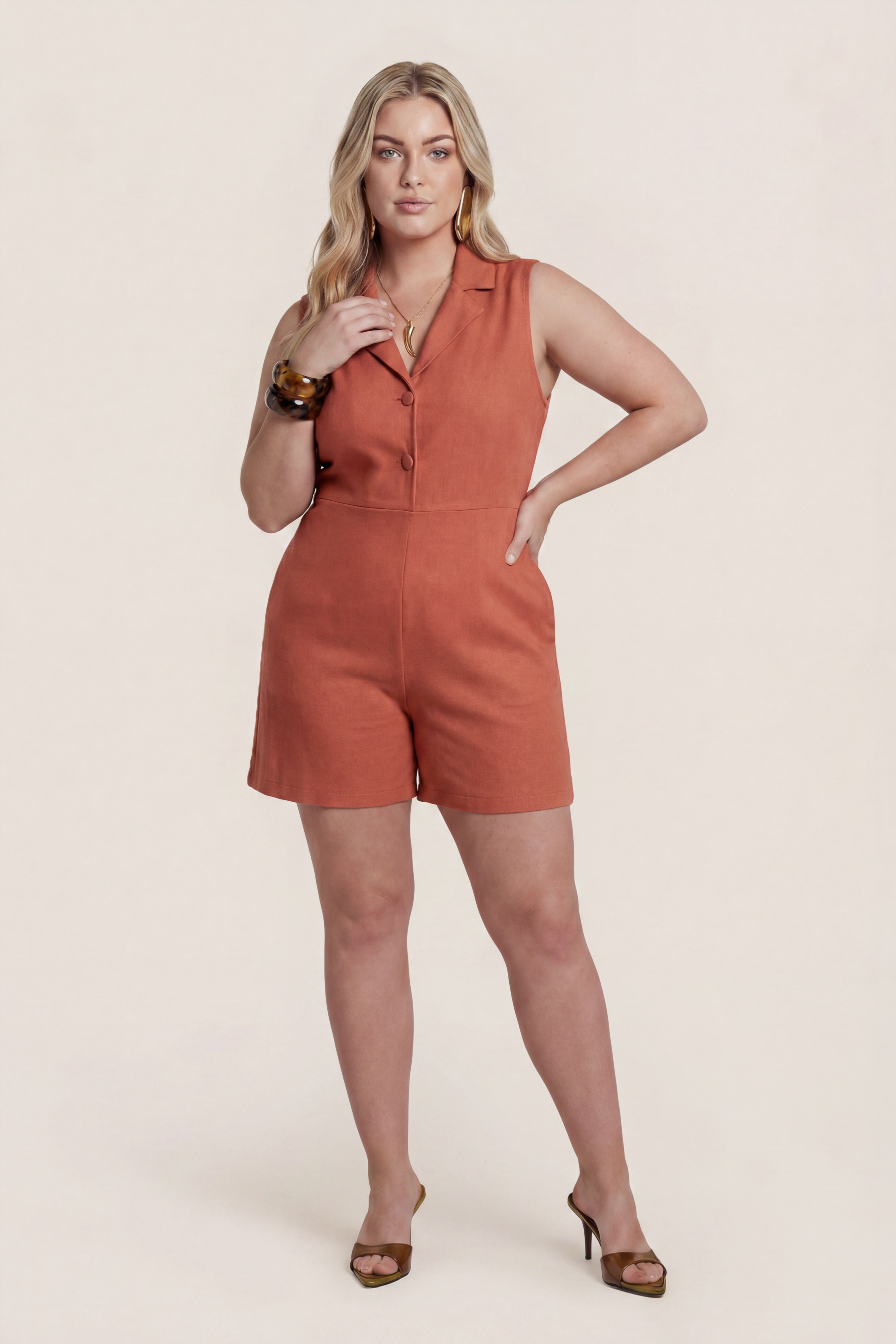 Look 7 da coleção Sprezzatura Essence All Curves, moda plus size